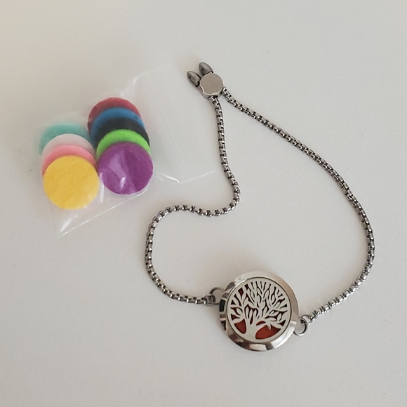 BNIB Essential Oils Diffuser Adjustable Aromatherapy Bracelet - Picture 2 of 4